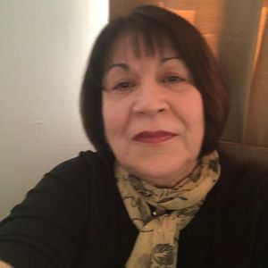 Meet your Posher, Evelyn